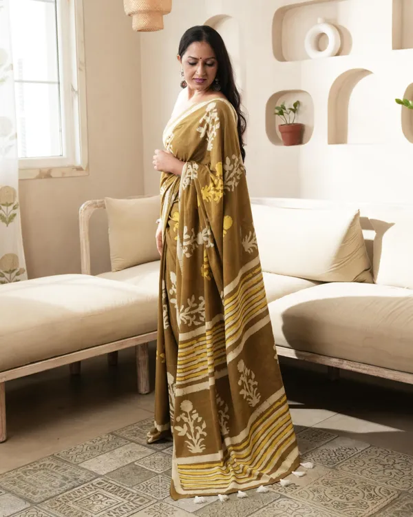 Rustic_Brown_Cotton_Brown_Mughal_Butta_Dabu_Print_Mul_Saree_For_Women